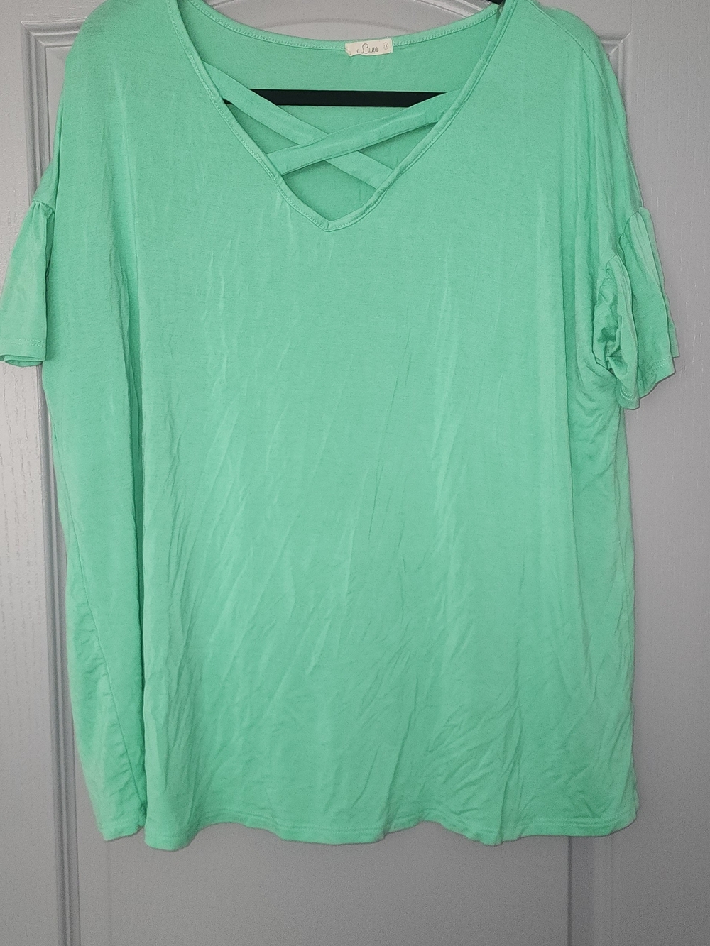 Casual Crisscross V-Neck Women's Top - Green